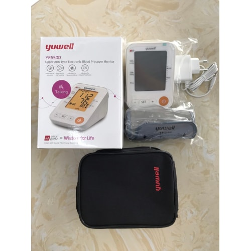 Máy Đo Huyết Áp Giọng Nói Yuwell YE650D Máy Đo Huyết Áp Giọng Nói Yuwell YE650D